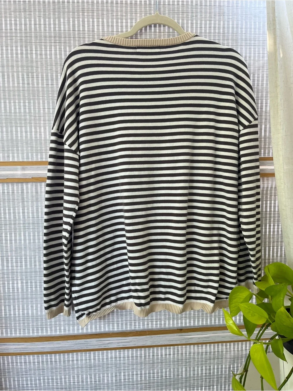 100%COTTON Striped Crewneck Sweater in Black and Cream with Pocket SZ-L - Picture 4 of 8